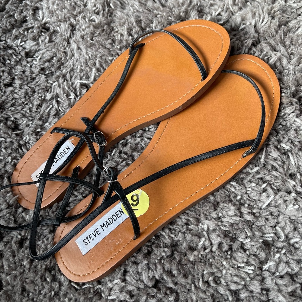 🚨 FINAL SALE!! Brand New Steve Madden Sandals!